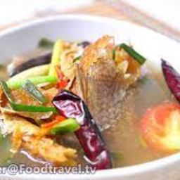 ต้มโคล้งปลากรอบ