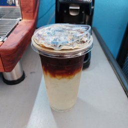 อเมริกาโนมะพร้าว
