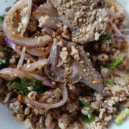 ร้านยำแซ่บ(ในเทศบาลบ้านพักดับเพลิง)