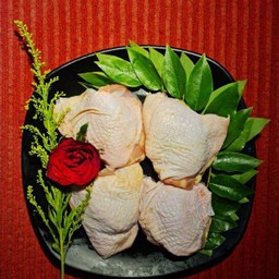 สะโพกไก่ 1 ชิ้น 29 บาท