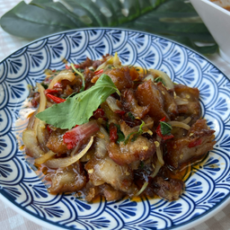 กะเพรา (กับข้าว)