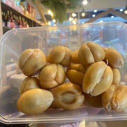 สละสุมาลี