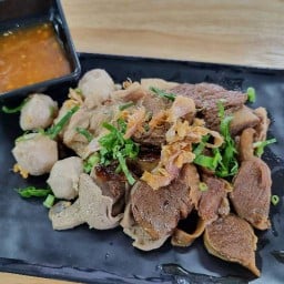 ก.เตี๋ยวหม้อไฟ