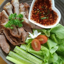 คอหมูย่าง