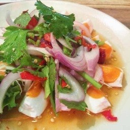 ยำไข่เค็ม,หมูสับ