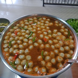 ขนมจีนน้ำยาป่าผักสด