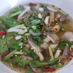 ต้มแซ่บเห็ดหมู