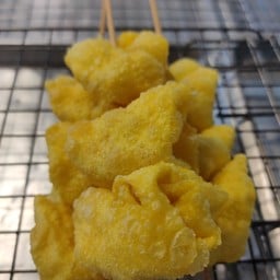 เจ๊ตุ๋มยำลูกชิ้นกล้วยทอดโคตรอร่อย