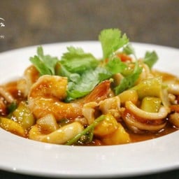 ผัดเปรี้ยวหวาน