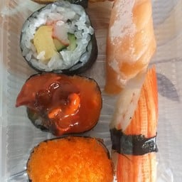 ทาโกยากิ&ซูชิ ฟ้าใส แม่ฟ้าหลวง