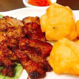 หมูย่างข้าวทอด