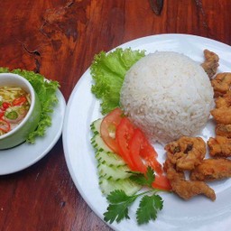 ข้าวปลาทอดน้ำปลา