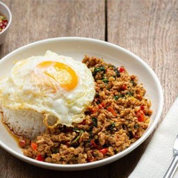 โคตรกะเพราเเท้พริกแห้ง เเหลมฉบัง