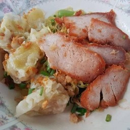 เกี๊ยวแห้ง พิเศษ