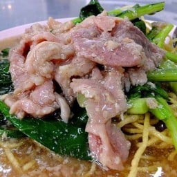 ราดหน้าฮ่องเต้ (อร่อยไม่ซ้ำ จำสูตรไม่ได้)
