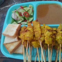 ชุดหมูอ้วน 22 ไม้ (ฟรีขนมปัง1แผ่น)