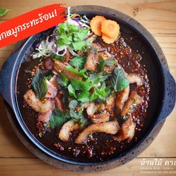 คอหมูย่างกระทะร้อน