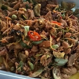 ร้านป้าบุญข้าวราดแกงหน้าปิ่นทอง1