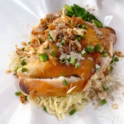 บะหมี่คลุก(แห้ง)ไก่อบ