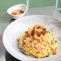 ข้าวผัดปลาสลิด