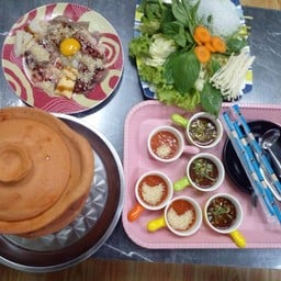 เรณู น้าฝรั่งบุฟเฟ่