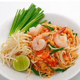 ร้านผัดไทยกุ้งสด อาหารอีสาน By ขวัญ