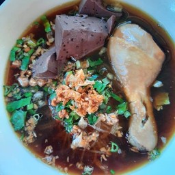 ก๋วยเตี๋ยวไก่มะระโคตรอร่อย