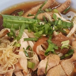 ก๋วยเตี๋ยวป้าไก่(บางนา-ตราด36) ซอยบางนาตราด36