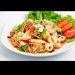 ยำมาม่ารวมิตร