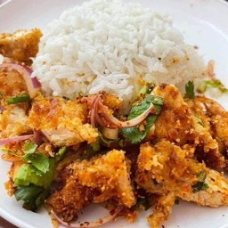 ข้าวยำไก่แซ่บ