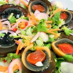 ยำไข่เยี่ยวม้า