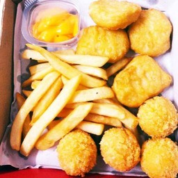 Snack3 mix เฟรนซ์ฟรายส์ชีสบ4อลนัคเก็ต4