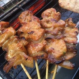 ข้าวเหนียวหมูปิ้งโบราณ&หมูปิ้งนมสด  ปิ้งย่าง
