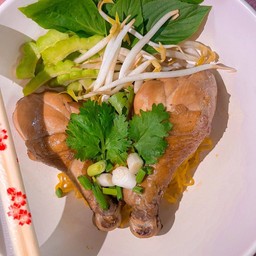 ก๋วยเตี๋ยวน่องไก่มะระ