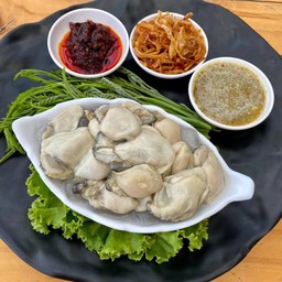 หอยนางรมทรงเครื่อง