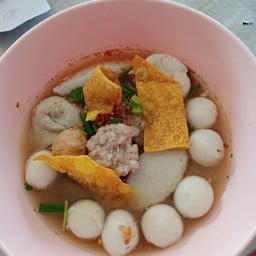ร้านก๋วยเตี๋ยวเย็นตาโฟลูกชิ้นปลา ฟ.ฟง สาขา 2 สาขา 2