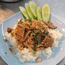 ลาบหมูราดข้าว