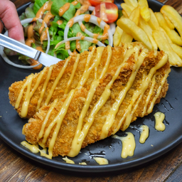 สลัดปลาดอลลี่ทอด