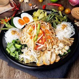 ส้มตำยกถาดไทย