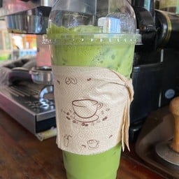 ปอร์แม้ง กาแฟสดลูกชิ้นทอด เชียงราย