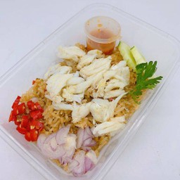 ข้าวผัดพริกเกลือปู