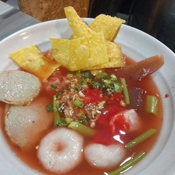 ก๋วยเตี๋ยวเย็นตาโฟ ต้มยำ ข้าวผัด