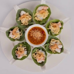 เมี่ยงคะน้าก๋วยเตี๋ยว