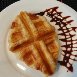 ครอฟเฟิลครัวซองต์