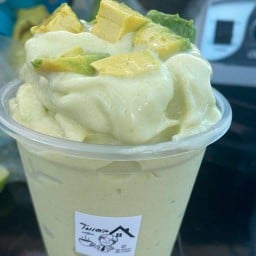 โมเดล คอฟฟี่ สันป่าตอง