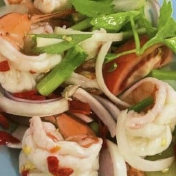 เค ข้าวกับยำ