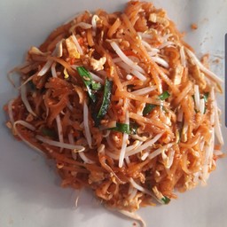 ผัดไทย พิเศษ