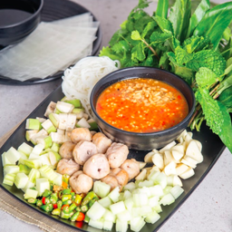 แหนมเนือง