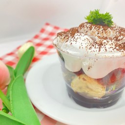 ค็อกเทลบานอฟฟี่ (Banoffee Cocktail)