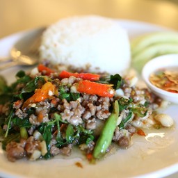 ข้าวกระเพรา